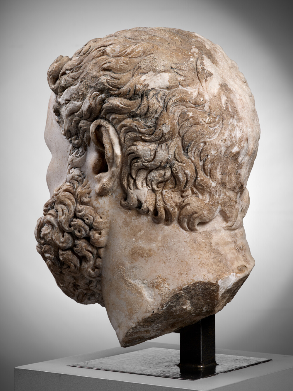 Tête quasi colossale de Maximien Hercule