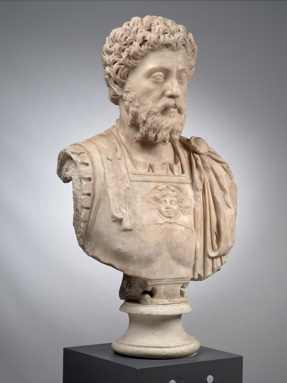 Buste cuirassé de Marc Aurèle âgé