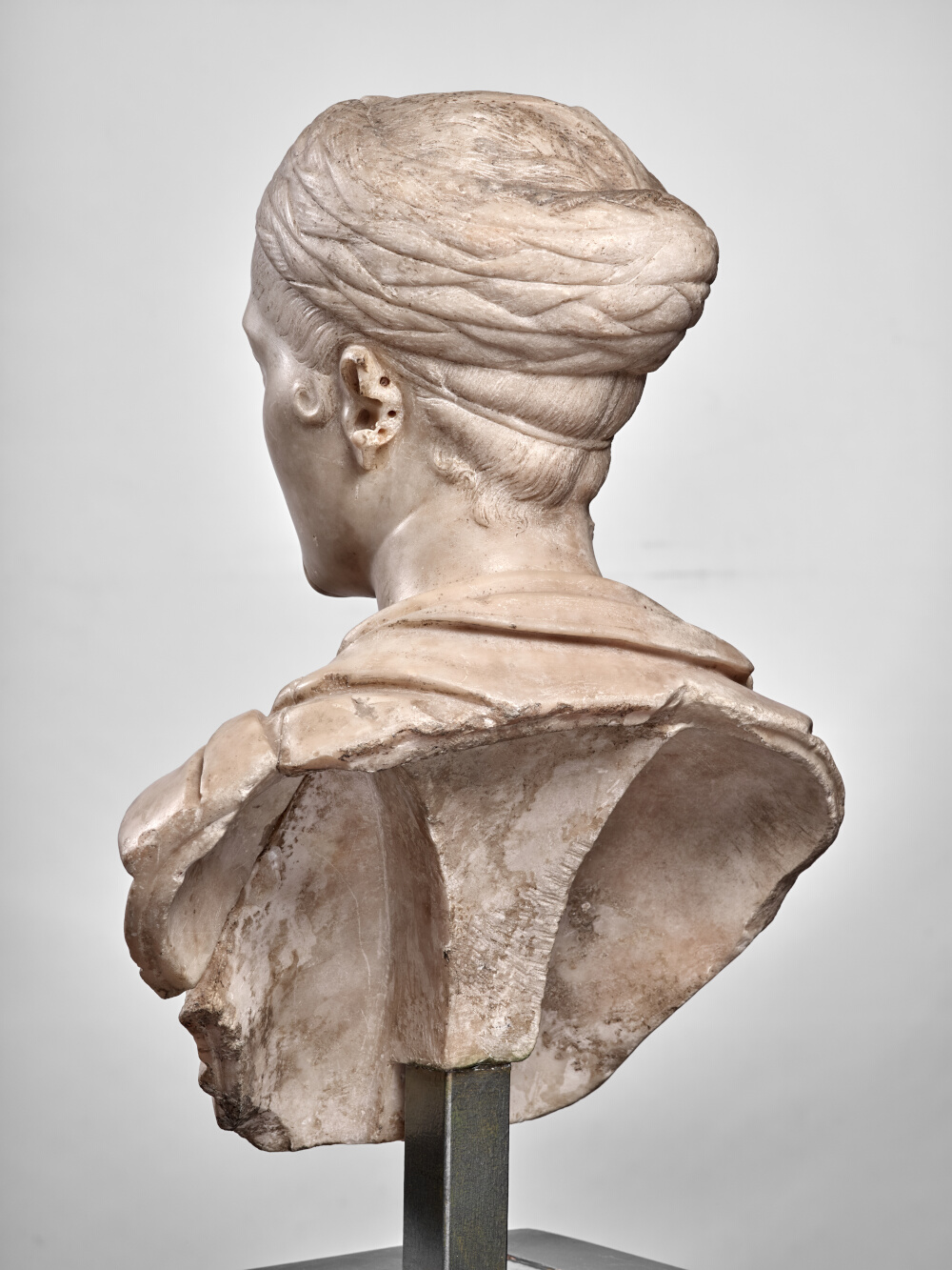 Buste d’une inconnue